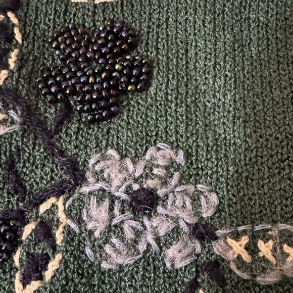 Vintage Beaded Floral Knit Sweater Green Embroidered Pullover small - Picture 11 of 13